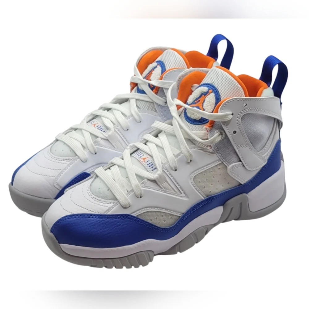 NEW Nike Jordan Jumpman Two Trey‎